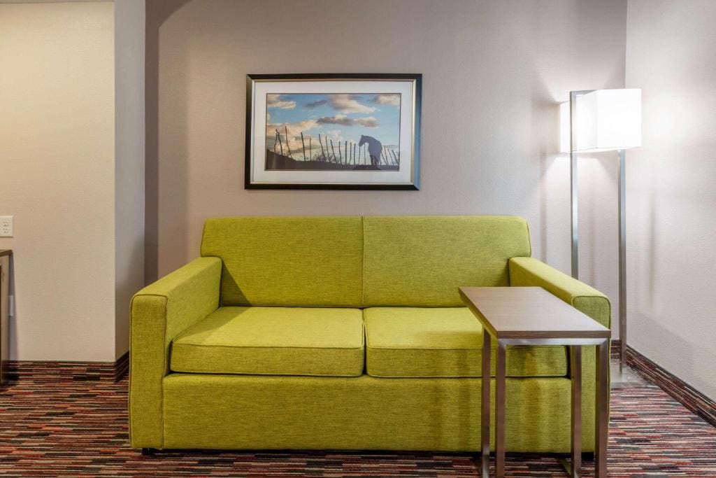 King Room with Sofa Bed room - Image 2