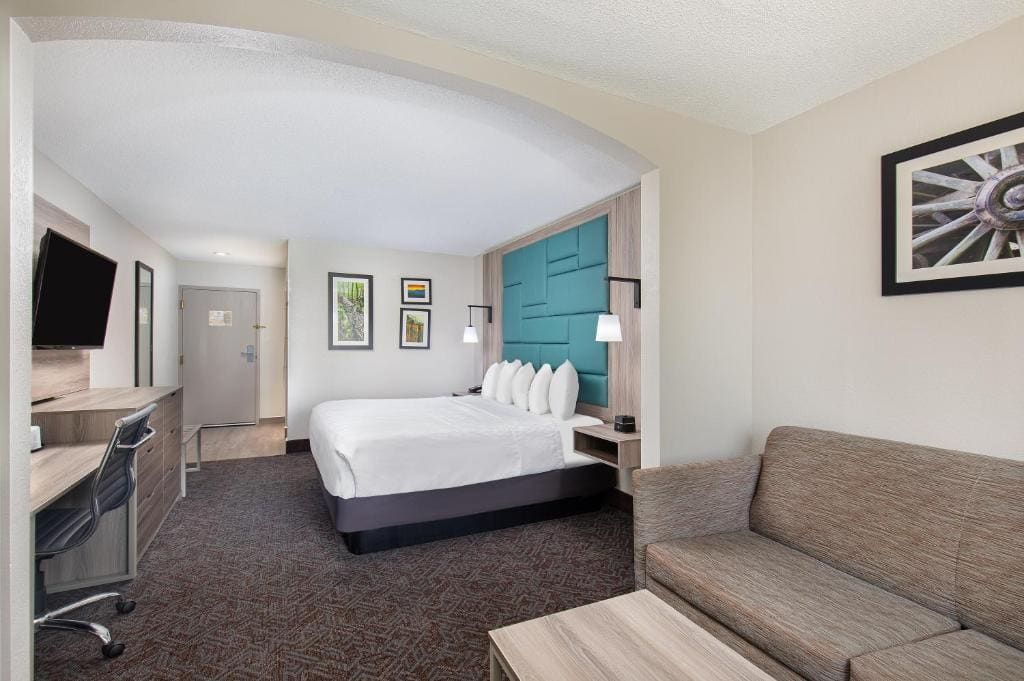 Executive King Room - Non-Smoking room - Image 1
