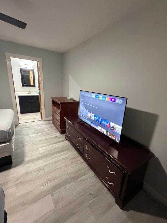 Standard King Room room - Image 1