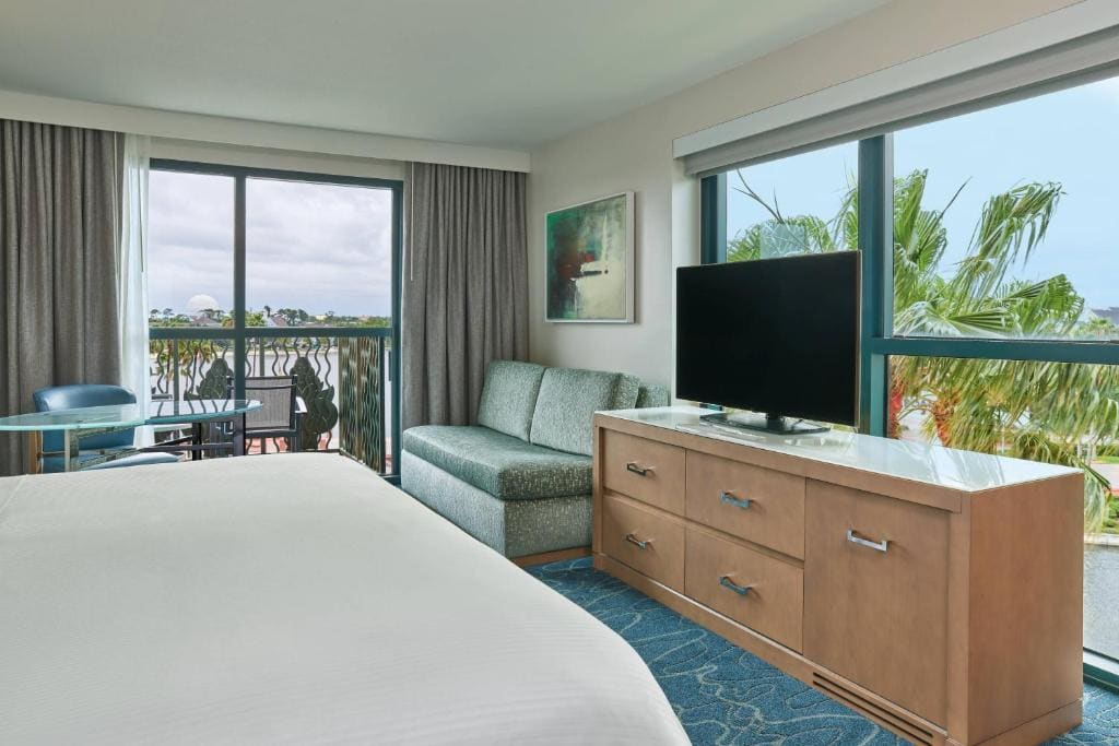 Balcony King, Guest room, 1 King, Resort view, Balcony (Includes Early Entry To Disney Theme Parks) room - Image 2