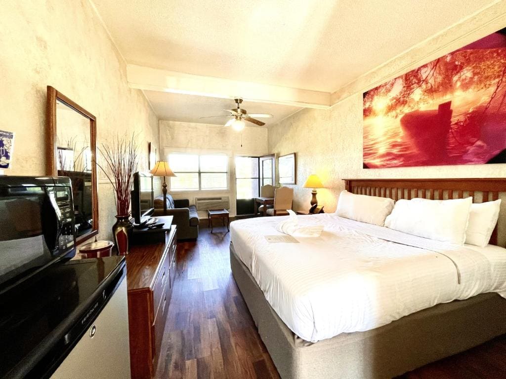 Apartment room - Image 2