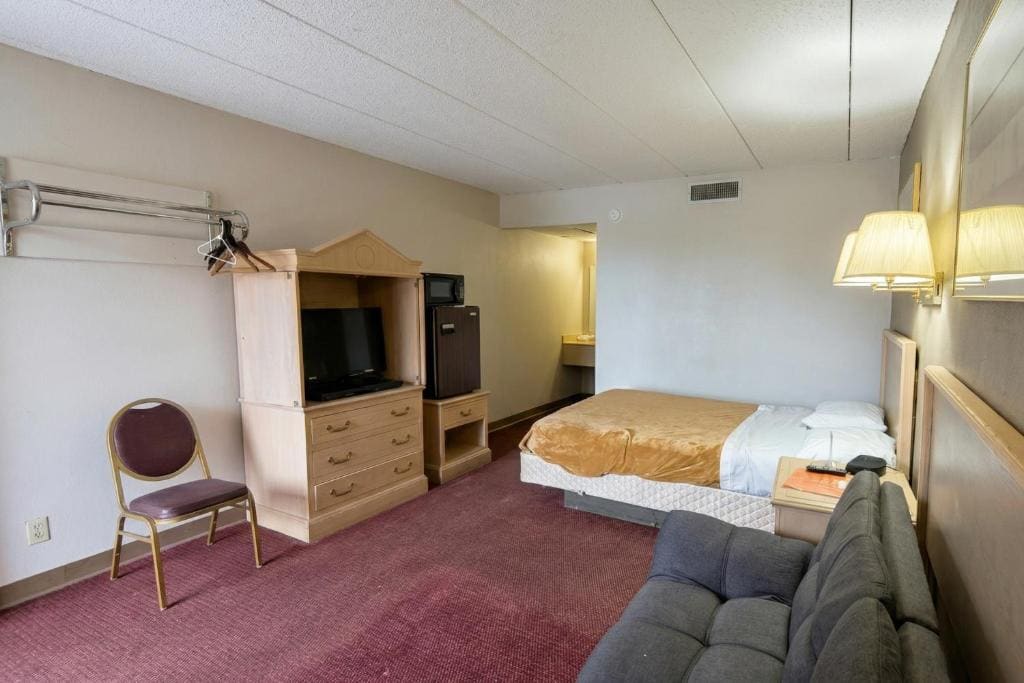 Single Bed Non-Smoking room - Image 3