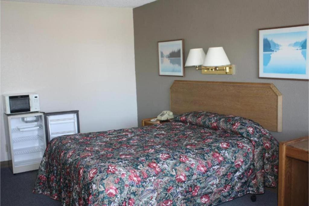 2 Full Beds Non-Smoking room - Image 2