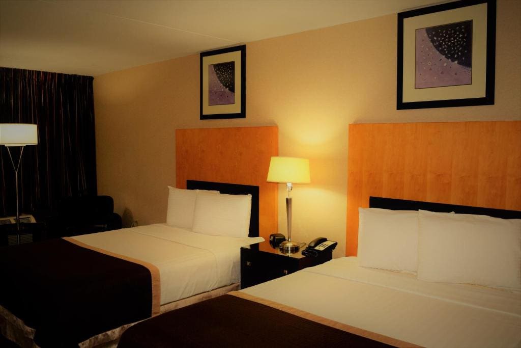 Deluxe Queen Room room - Image 2