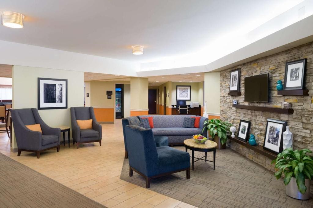 Executive King Room with Sofa Bed - Non-Smoking room - Image 3