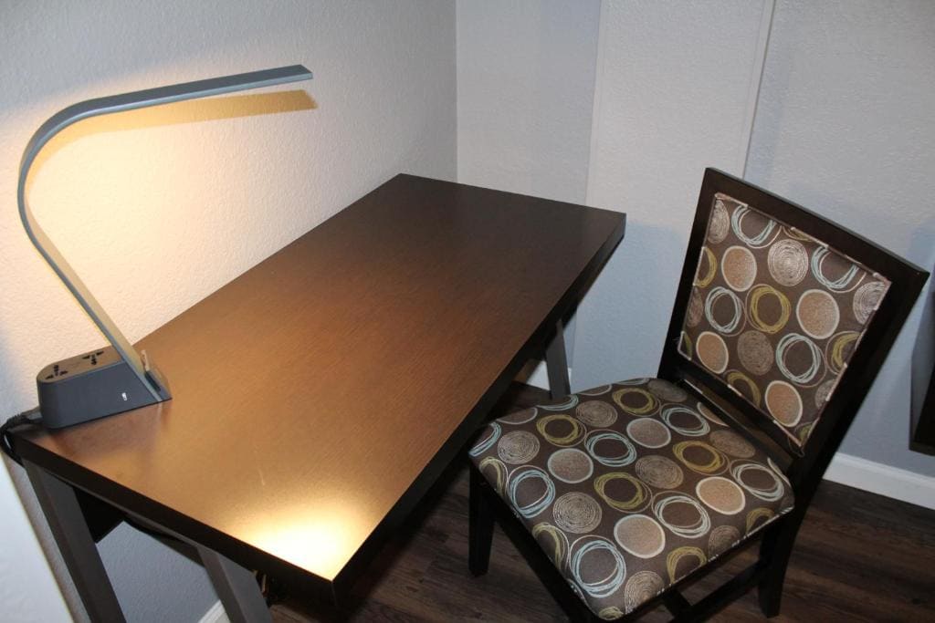 Standard Queen Room room - Image 3