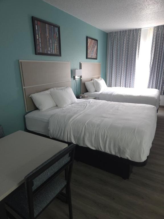 Queen Room room - Image 2