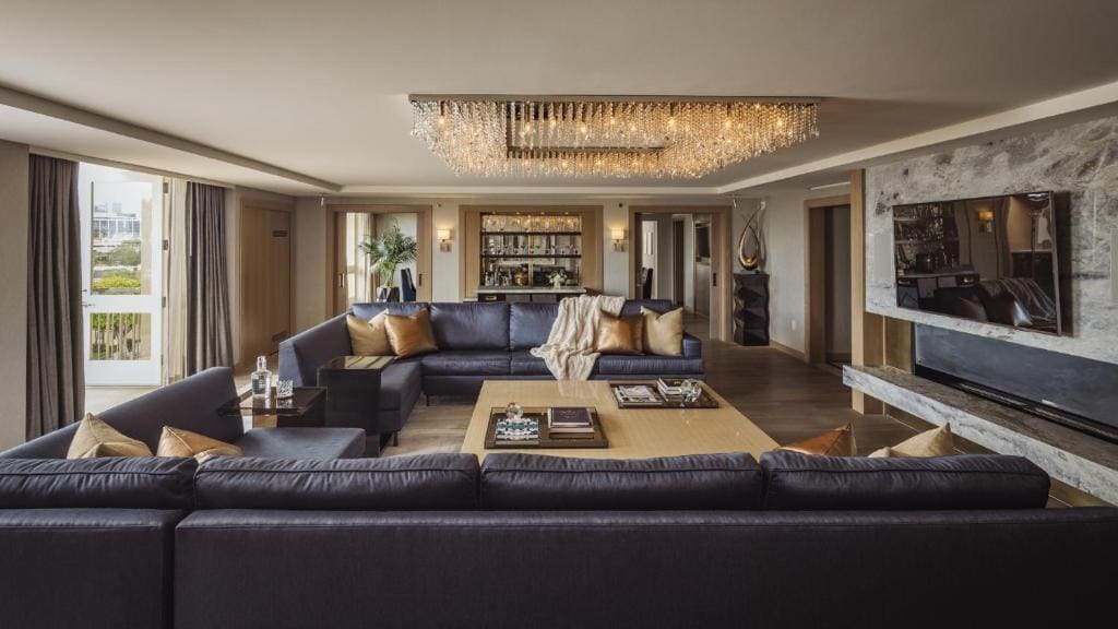 L'Ermitage Suite room - Image 2