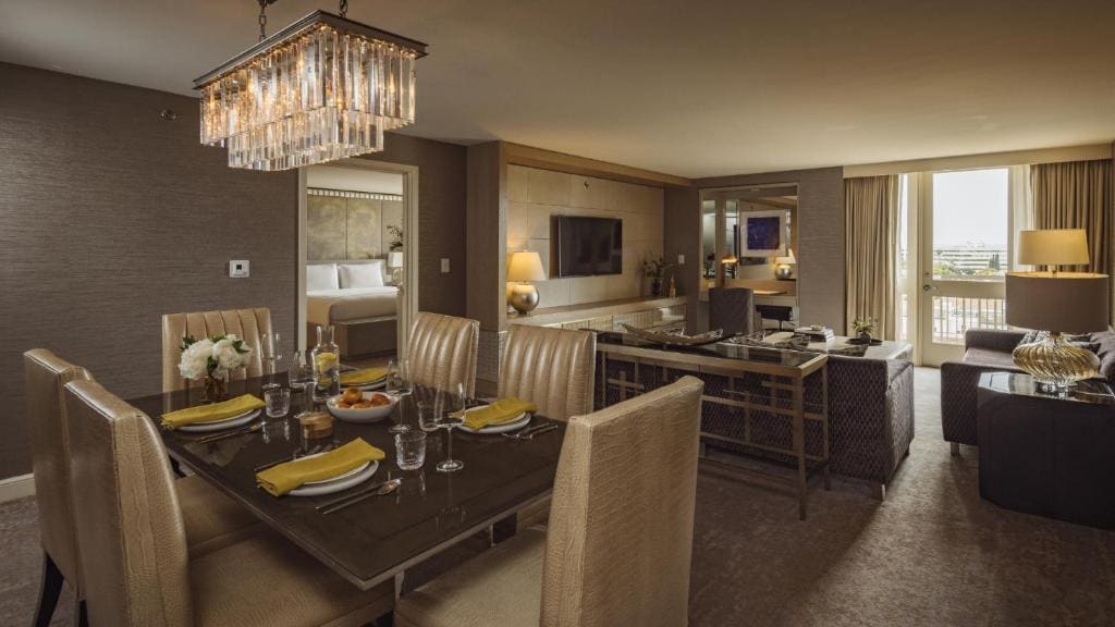 Grand Heritage Suite room - Image 1