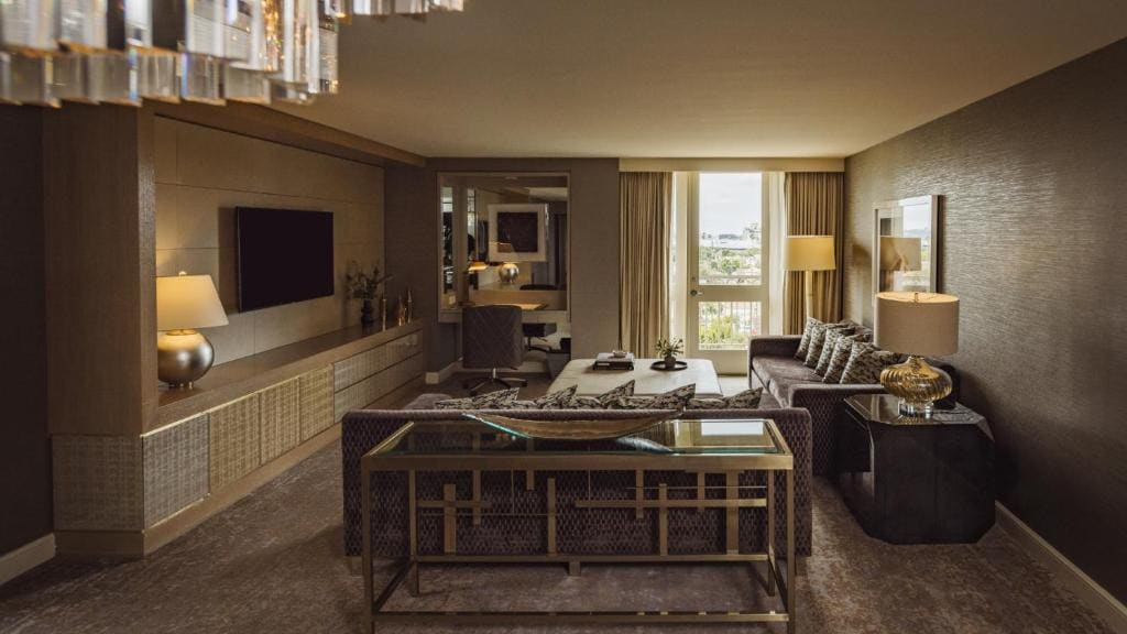 Heritage Suite room - Image 2