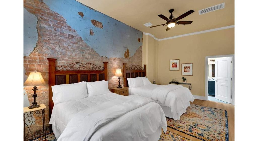Superior Queen Room room - Image 3