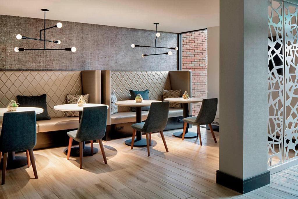 Executive King Room - Club Lounge Access room - Image 1