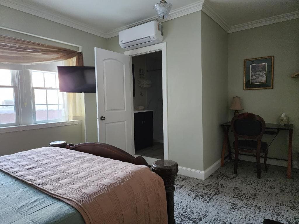 Queen Room room - Image 2