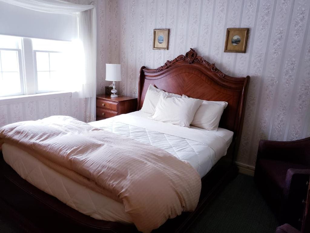Standard Queen Room room - Image 2