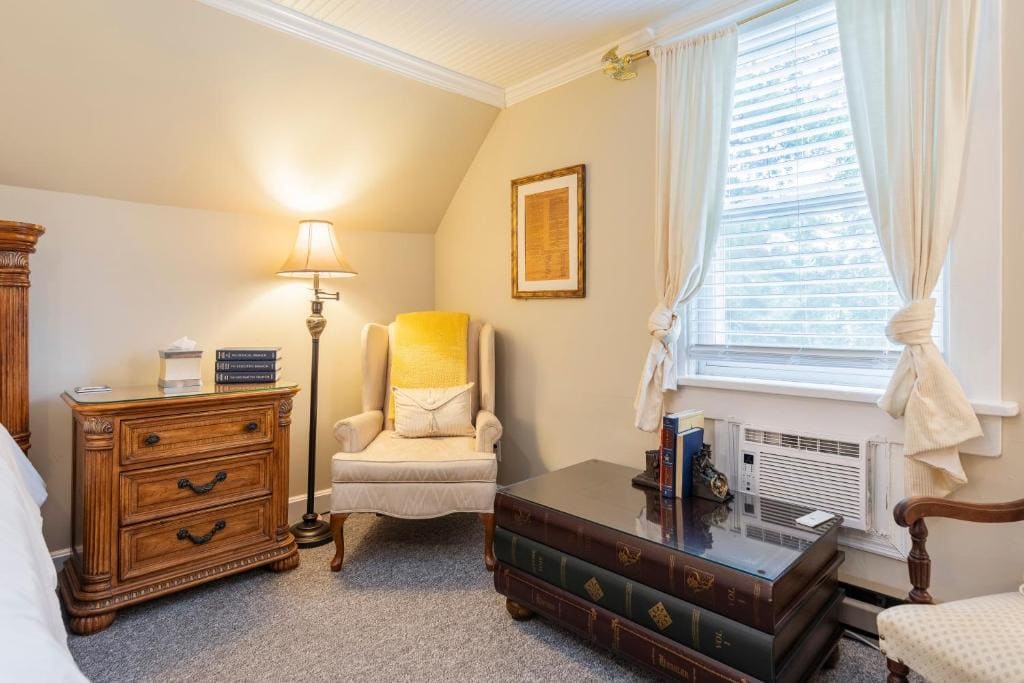 King Room room - Image 2