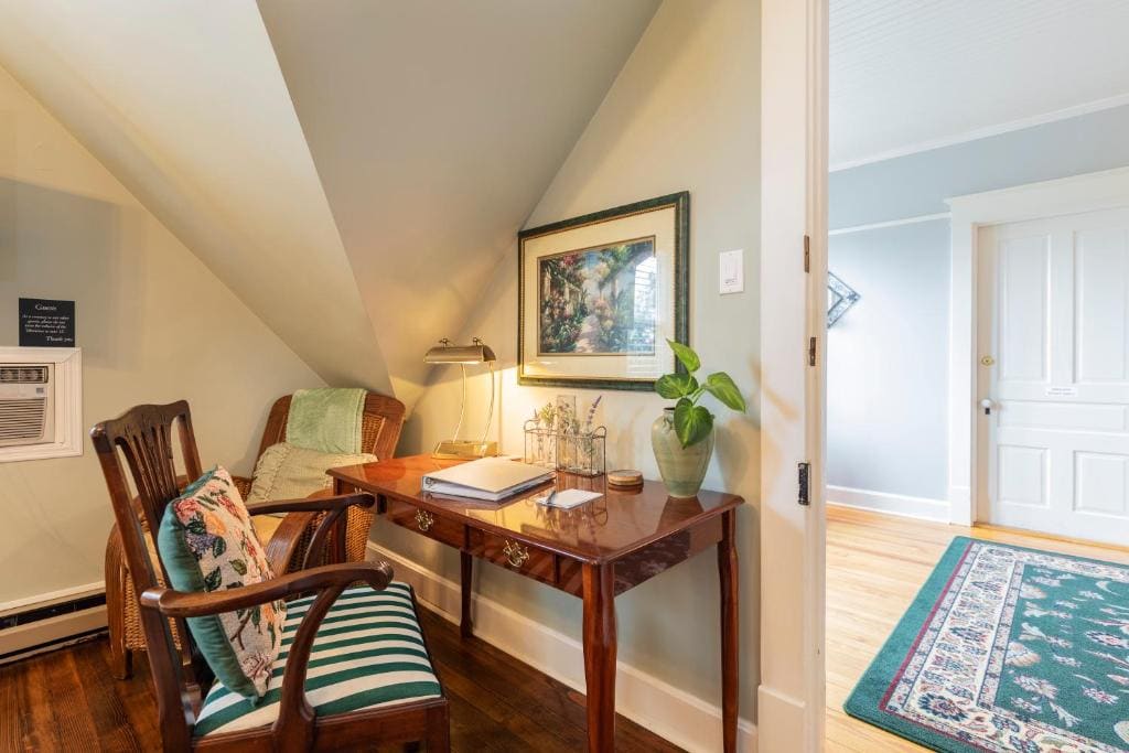 Superior Queen Room room - Image 1
