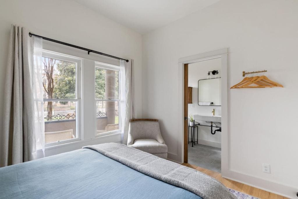 Queen Room room - Image 1