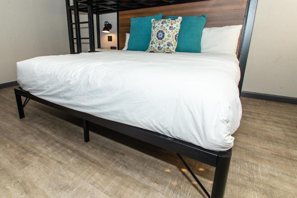 Single King room - Image 3