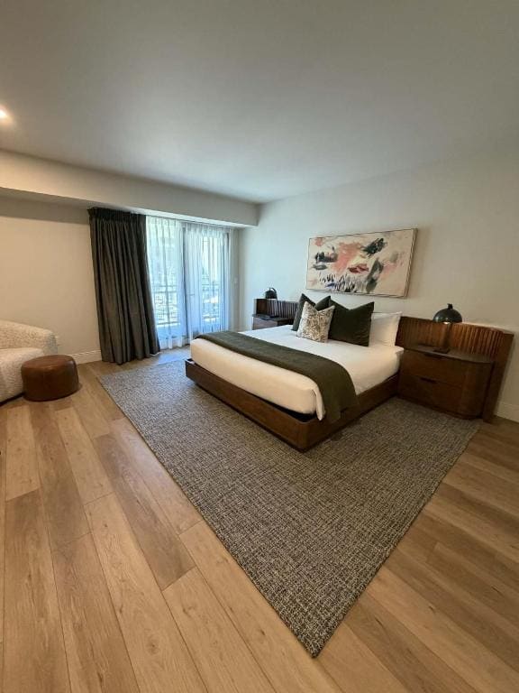 Deluxe Suite room - Image 2