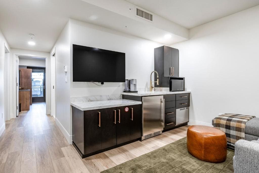 Standard Suite room - Image 3
