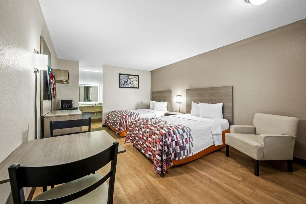 Superior Room with Two Double Beds Non-Smoking room - Image 1