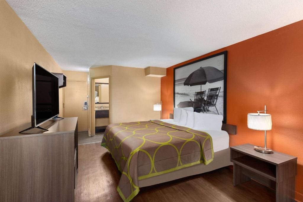 King Room - Non-Smoking room - Image 1