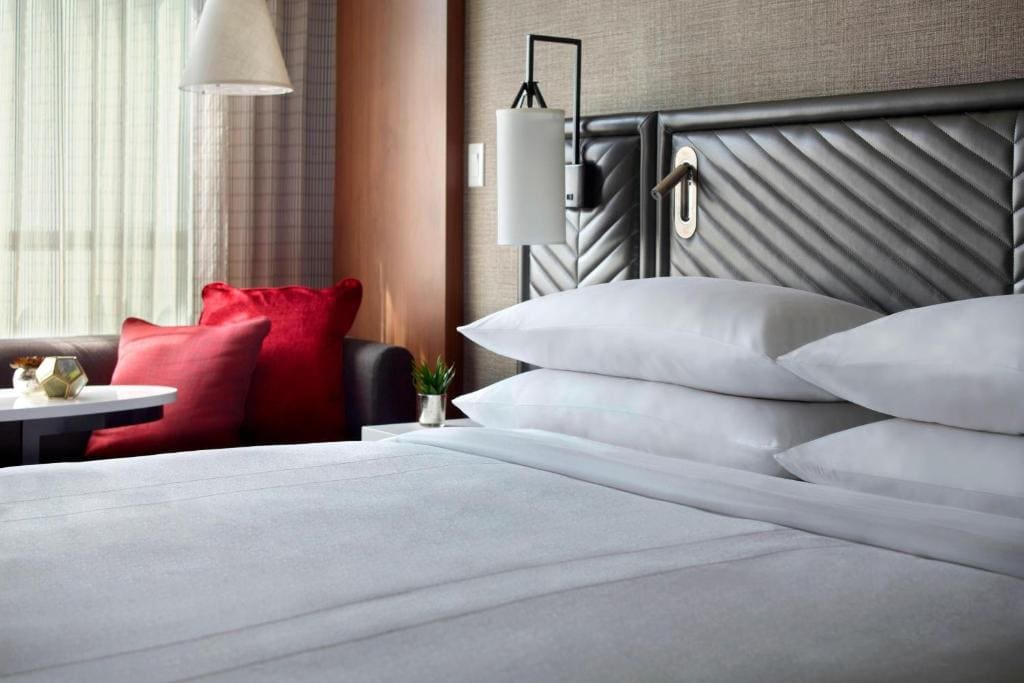 King Guest Room room - Image 2