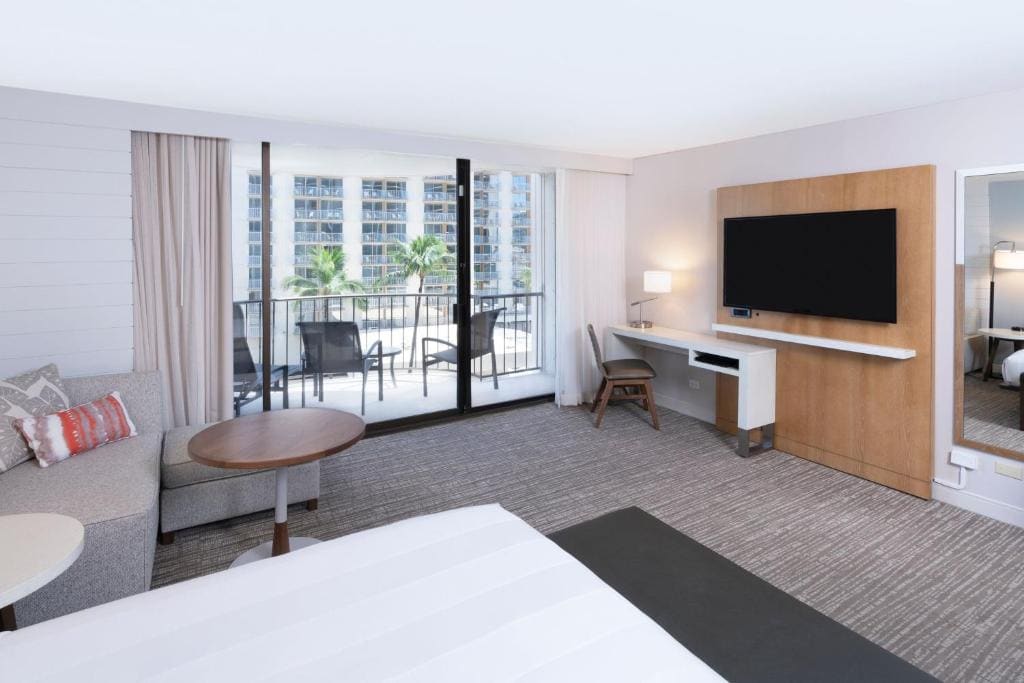 Waikiki City View room - Image 2
