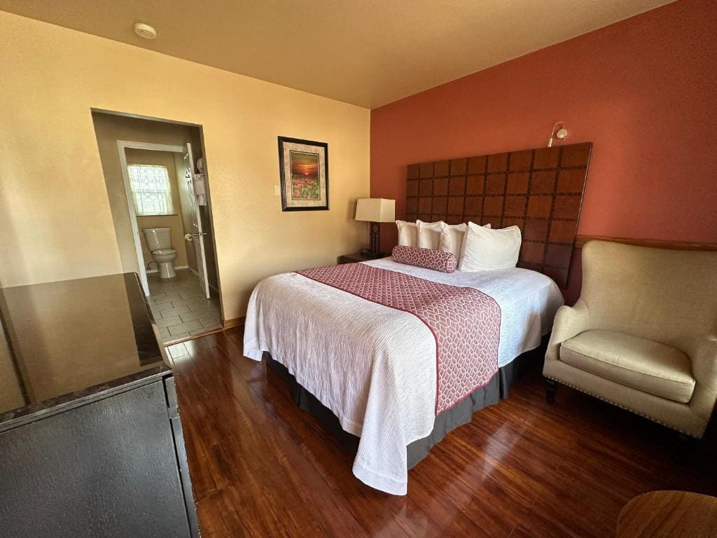 Queen Room room - Image 1