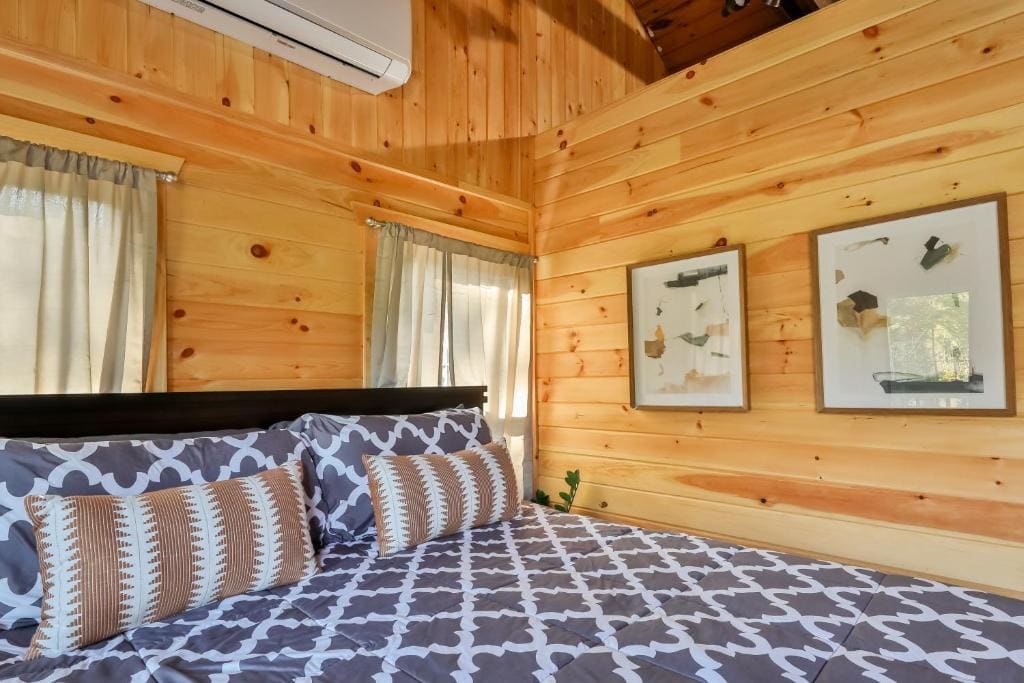King Room with Mountain View room - Image 2