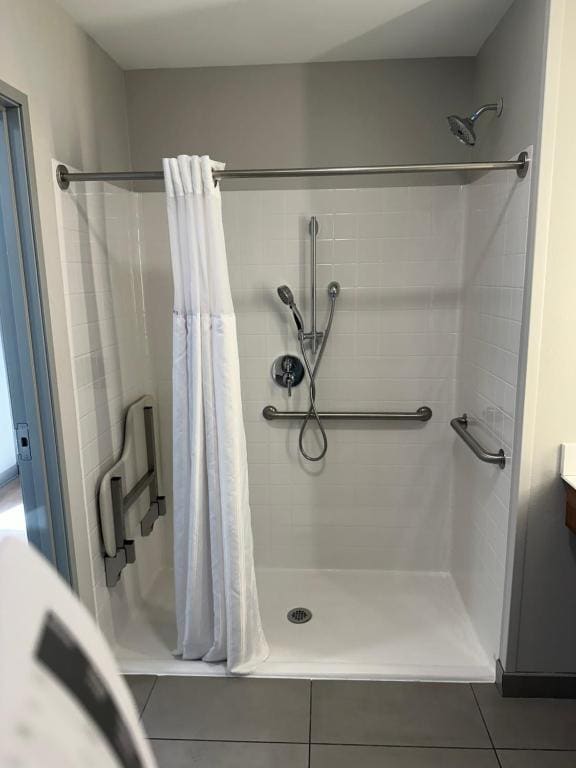 King Room - Mobility Access/Non-Smoking room - Image 1