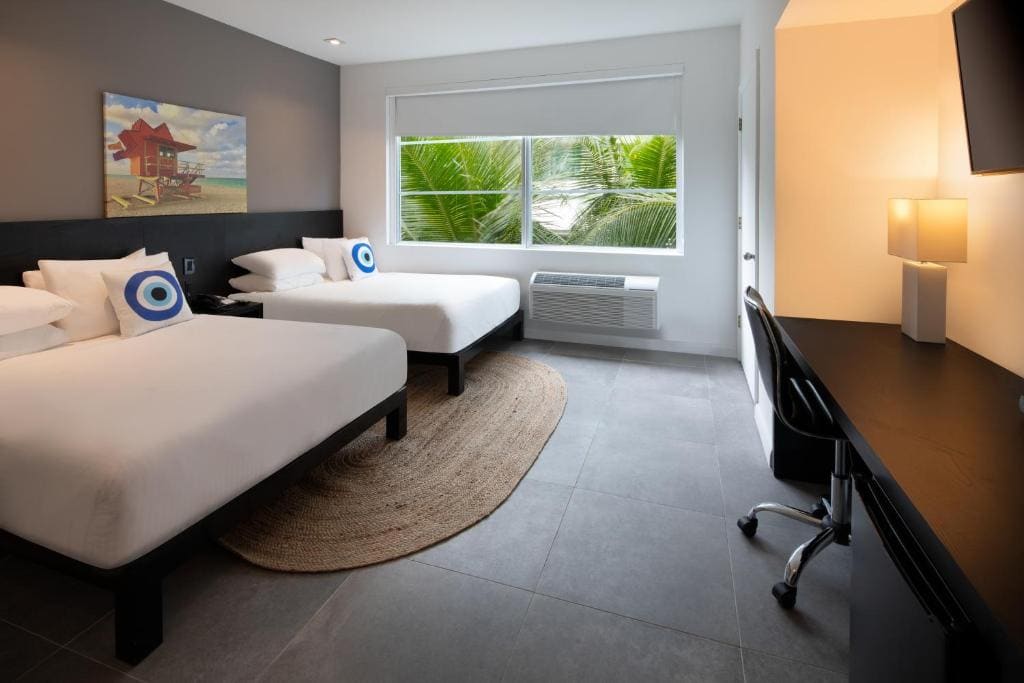 Double Room with Two Double Beds - Non-Smoking room - Image 3