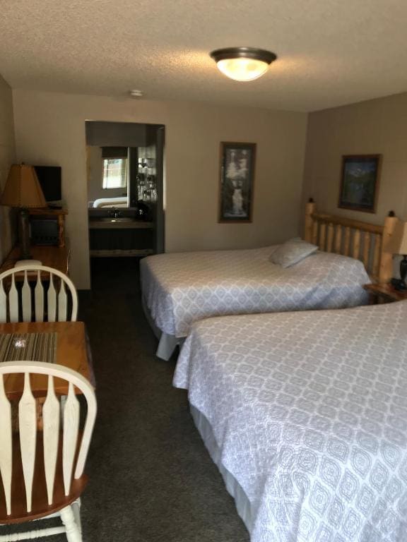 Queen Room with Two Queen Beds room - Image 1