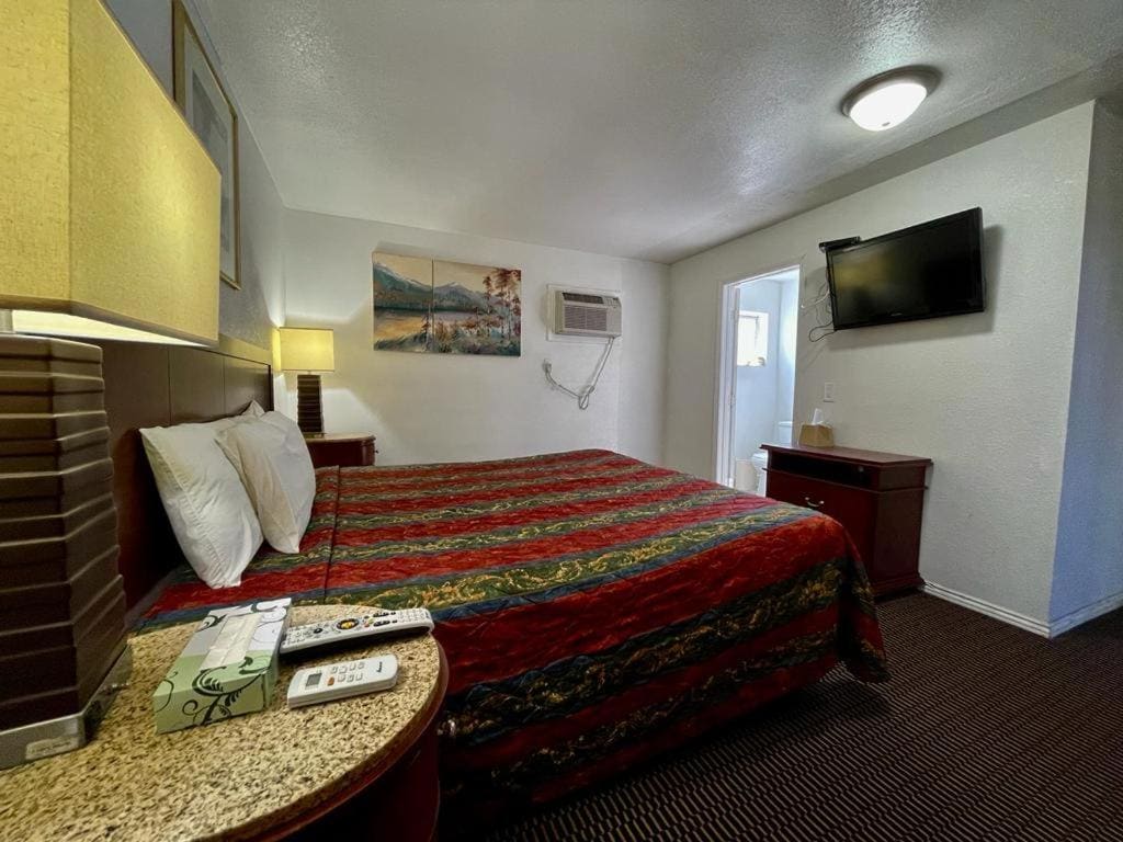Single Room - Disability Access room - Image 1