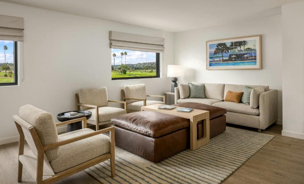 Suite with Two Queen Beds room - Image 1