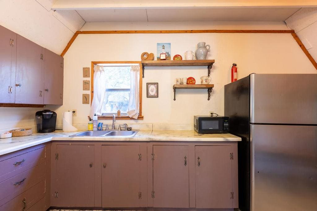 Two-Bedroom Cottage room - Image 1