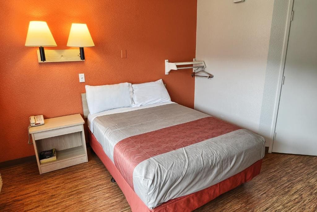 Queen Room room - Image 1