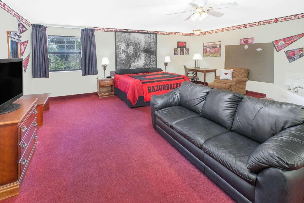 Superior King Suite - Non-Smoking room - Image 1