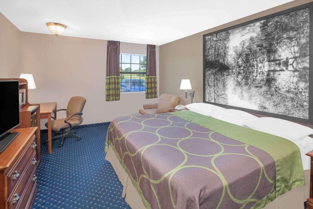 King Room - Non-Smoking room - Image 3