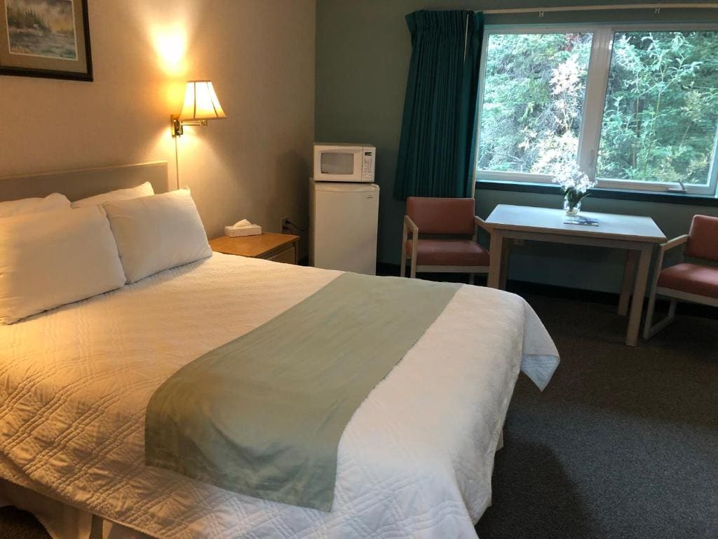 Queen Room room - Image 3