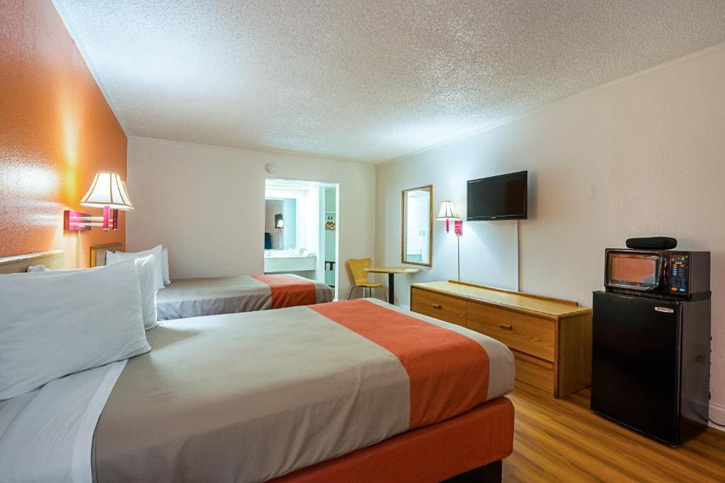 Quadruple Room - Non-Smoking room - Image 1