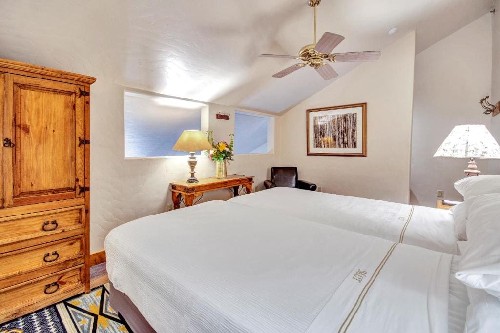 Two-Bedroom Suite room - Image 2
