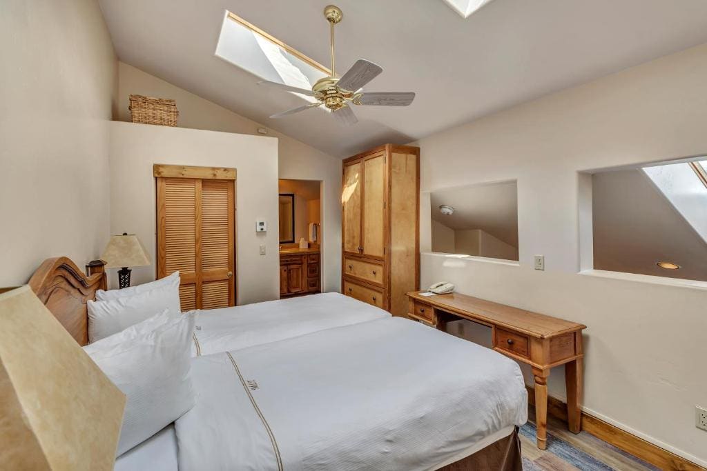 Two-Bedroom Suite room - Image 3