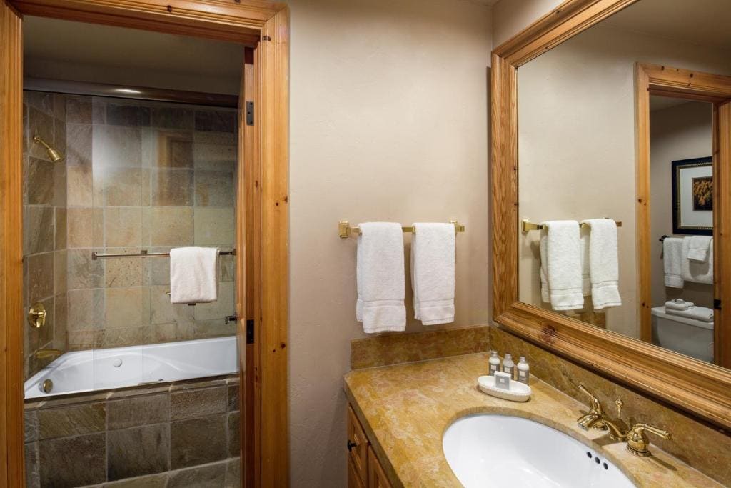 Small Double Room room - Image 3