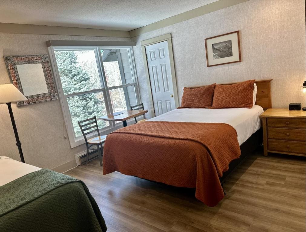 Standard Triple Room room - Image 1