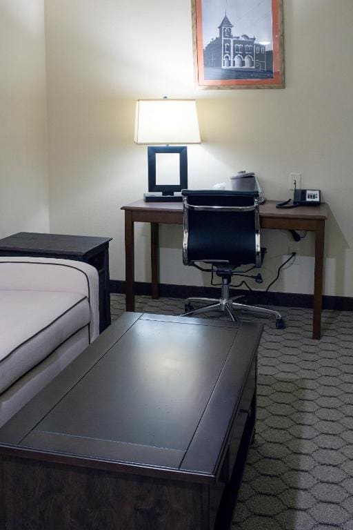 Standard Queen Room room - Image 2