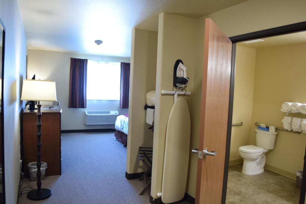 King Room - Disability Access room - Image 1