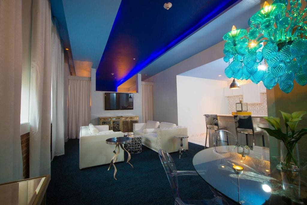 Two-Bedroom Executive Suite room - Image 1