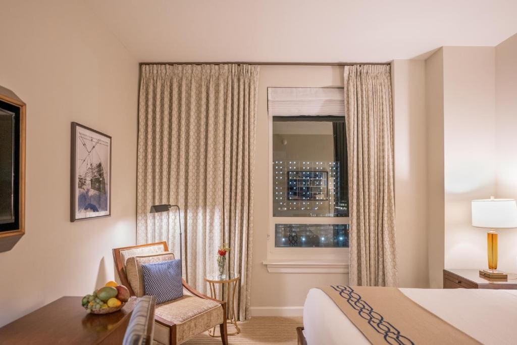 Standard King Room room - Image 1