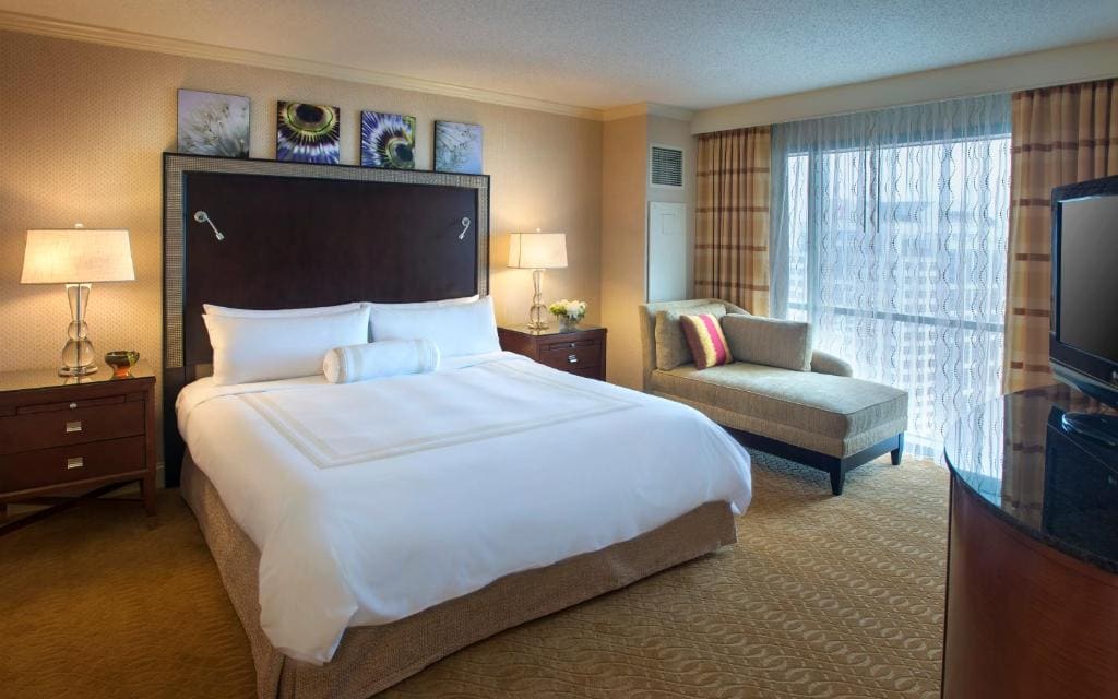 King Room with City View room - Image 1